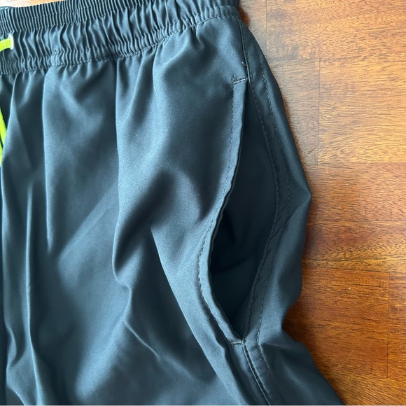 Crasqi Black 5” Swim Trunks Shorts - Picture 12 of 12